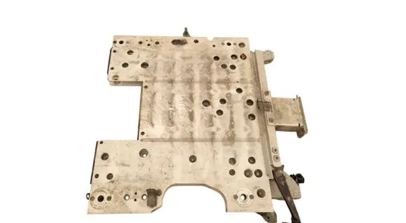 Toyota Mirai II Engine mounting bracket