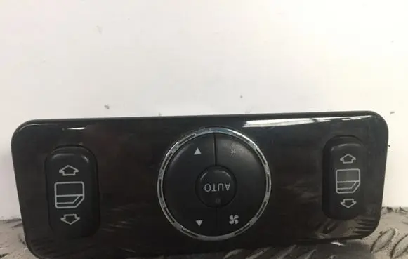 Mercedes-Benz ML W163 Electric window control switch 74280704Q4 A1638200326