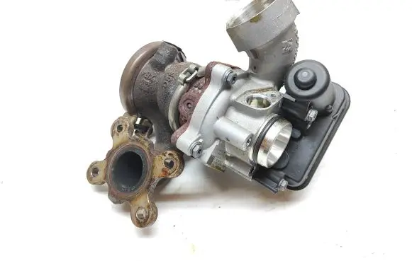 Audi A1 Turbo 04C145702Q 16330000 725022329