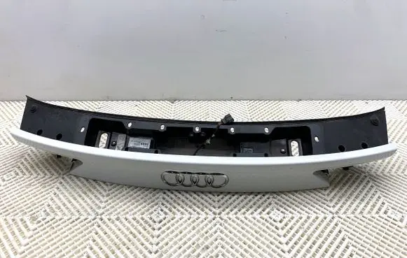 Audi A7 S7 4G Trunk door license plate light bar 4G8827086K