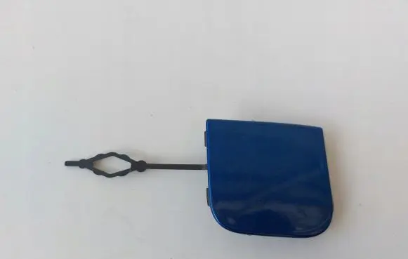 Opel Grandland X Front tow hook cap/cover Y00033977