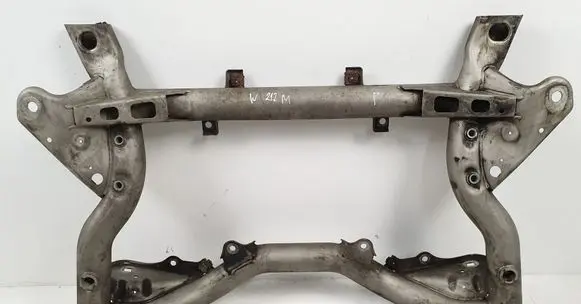 Mercedes-Benz E W212 Front axle beam 