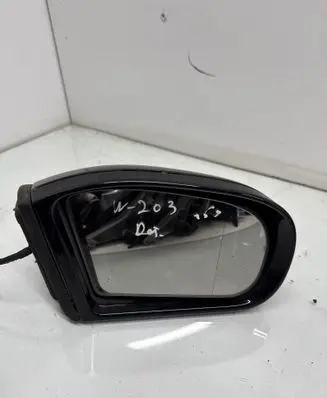 Mercedes-Benz C W203 Front door electric wing mirror 413133418