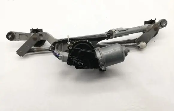 Toyota Auris 150 Front wiper linkage and motor 8511002190