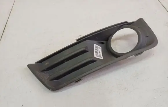 Ford Focus C-MAX Front bumper lower grill 3M51R19953Ad 3M51-R19953-Ad
