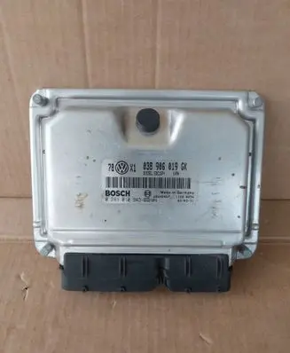 Audi A4 S4 B5 8D Engine control unit/module 038906019GK 28SA5457 0281010943