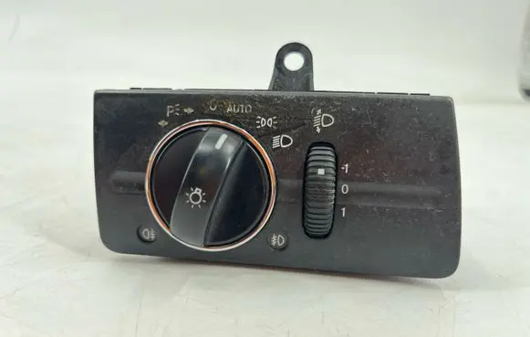 Mercedes-Benz E W211 Light switch 2115450904