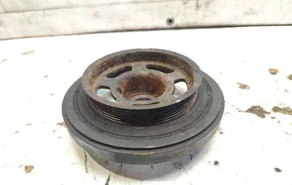 Mercedes-Benz C W203 Crankshaft pulley