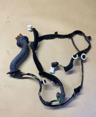 Dacia Duster II Rear door wiring loom P241260522R 25750 8ATE110519