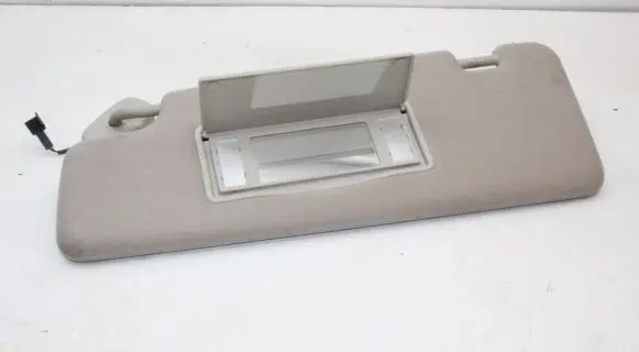 Land Rover Discovery 3 - LR3 Sun visor
