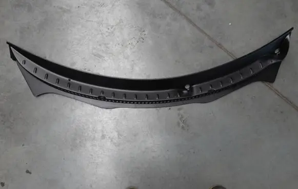 Volkswagen New Beetle Wiper trim 1Y1845523