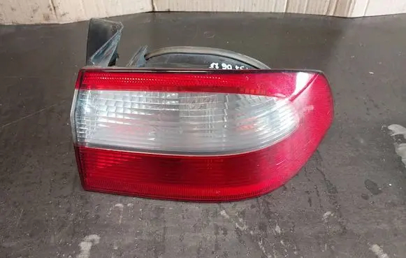 Renault Laguna II Rear/tail lights 8200002474