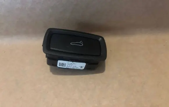 Porsche Panamera (970) Tailgate/boot open switch button 7PP959832F