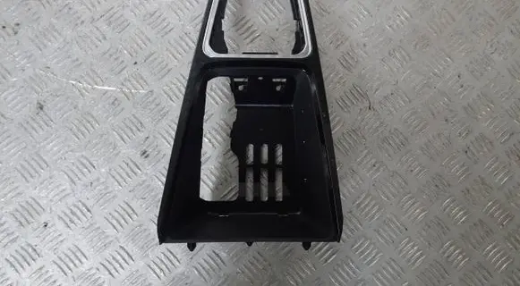 Skoda Octavia Mk4 Gear shifter surround trim plastic 5E4863212F