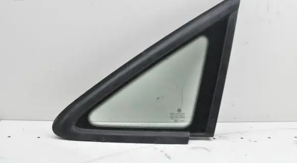 Volkswagen Touran I Front triangle window/glass 1T0845411