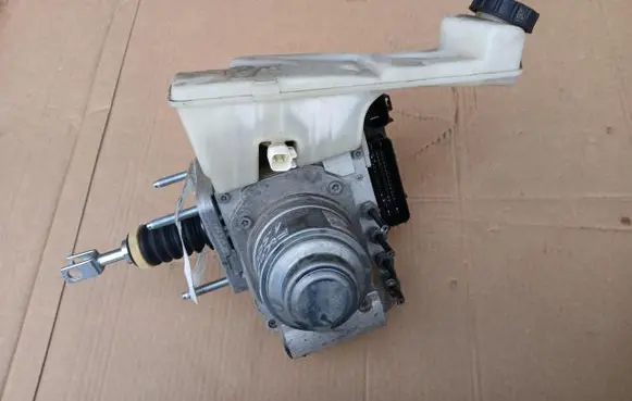 Ford Focus Brake booster JX61-2D335-AN