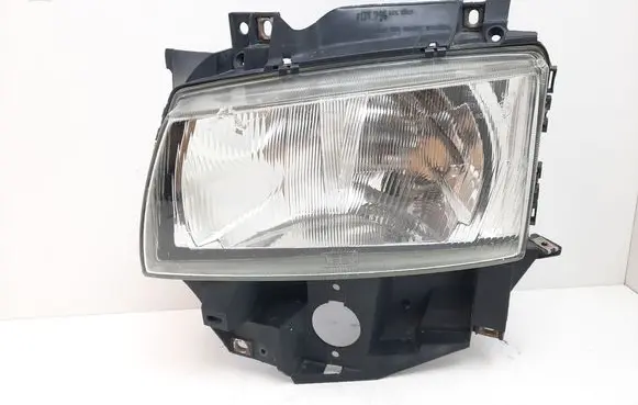 Volkswagen Transporter - Caravelle T4 Headlight/headlamp 7D1941009J 67723370