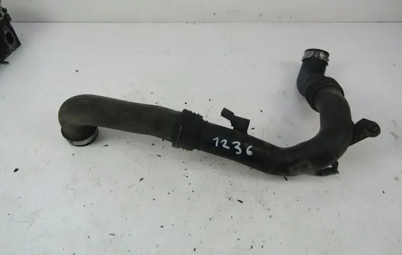 Volkswagen PASSAT B6 Intercooler hose/pipe 1K0145762AD