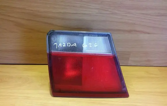 Mazda 626 Tailgate rear/tail lights 0431397