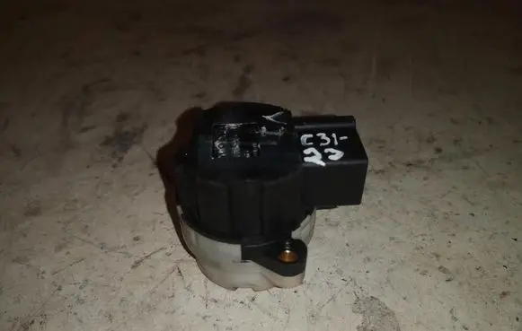 Volvo XC90 Ignition lock 8645228