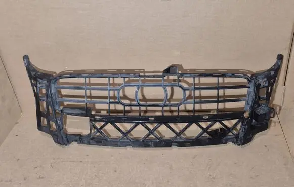 Audi Q7 4L Front bumper upper radiator grill 4L0807233