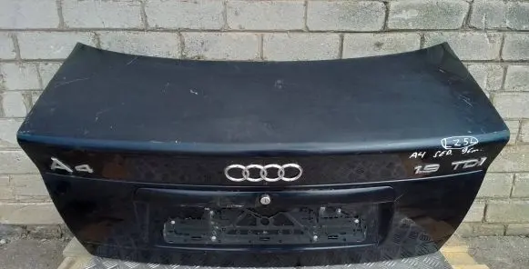 Audi A4 S4 B5 8D Tailgate/trunk/boot lid