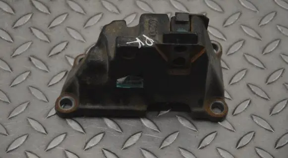 KIA Sorento Engine mounting bracket 452113D520