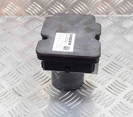 Volvo XC40 ABS Pump 31445741 2265106582