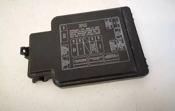 Honda Civic Fuse box cover ST3G0