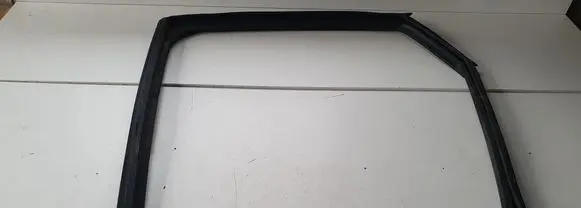 Mazda CX-3 Rubber seal rear door window/glass 