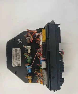 Mercedes-Benz E W211 Fuse module A2129007104 A2125452501 A2129021100