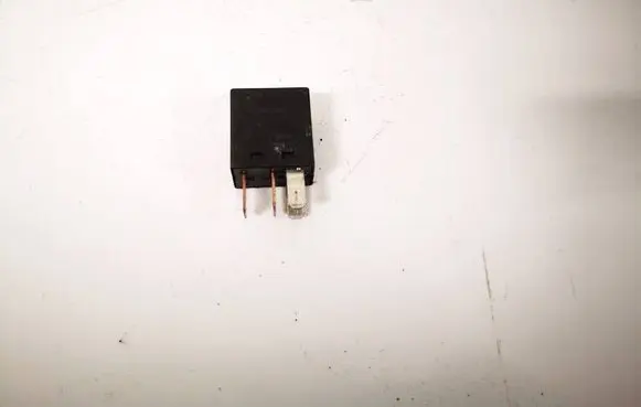 Volvo S80 Other relay 8651661