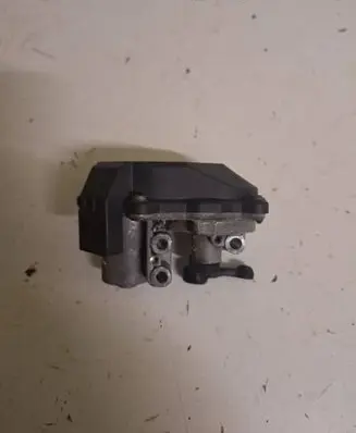 Audi A4 S4 B7 8E 8H Intake manifold valve actuator/motor 03L129086 A2C53248883
