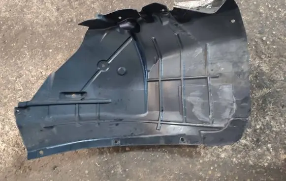 Maserati Levante Front wheel arch liner splash guards 670106676
