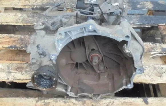 Volkswagen Polo III 6N 6N2 6NF Manual 4 speed gearbox GSB