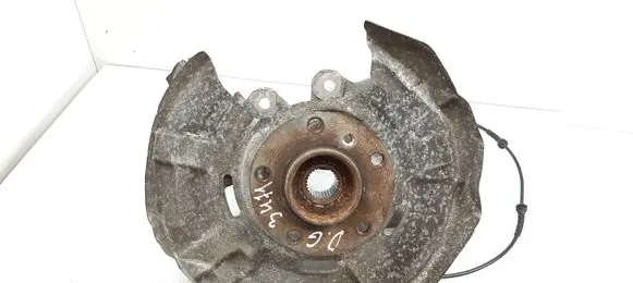 BMW 5 F10 F11 Rear wheel hub 6796100