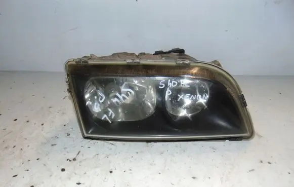 Volvo S40, V40 Headlight/headlamp