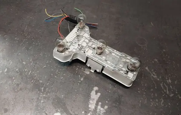 Volkswagen PASSAT B5 Tail light bulb cover holder 3B5945257