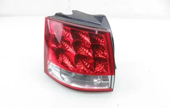 Citroen C-Crosser Rear/tail lights 22087920