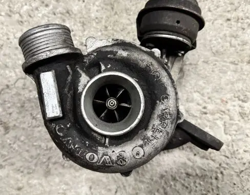Volvo XC90 Turbo GT2052V 8653146 7231672