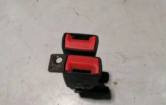 Ford Ecosport Middle seatbelt buckle (rear) GN15A613K21CCW
