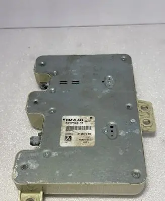 BMW 6 F12 F13 Aerial antenna amplifier 6957348 21367510