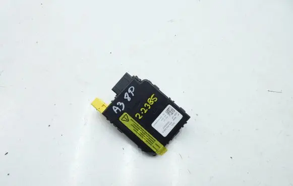 Audi A3 S3 8P Steering angle sensor 8P0953549K 10008933 01019091550037