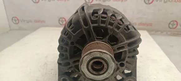 Renault Trafic II (X83) Generator/alternator TG15C058 490663 203366