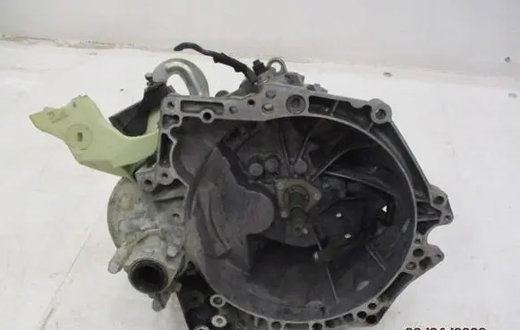 Peugeot 2008 I Manual 5 speed gearbox 20ET69