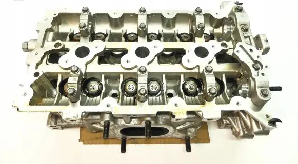 KIA Stinger Engine head 