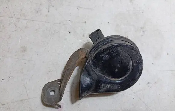 Volkswagen PASSAT CC Horn signal