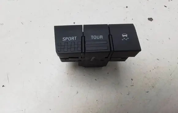 Opel Insignia A ESP (stability program) switch 15383319