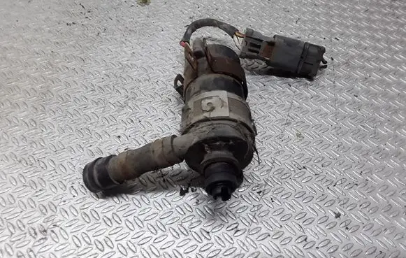 Honda FR-V Headlight washer pump 