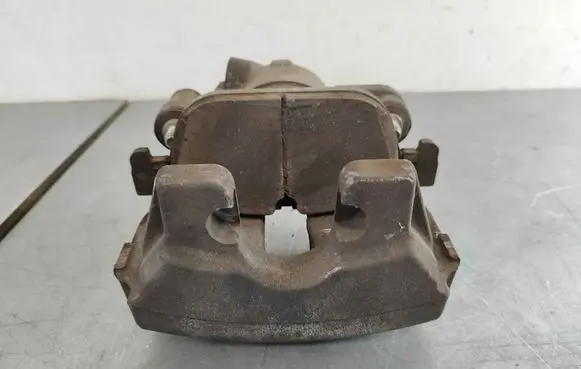 Volvo XC60 Front brake caliper 31665740